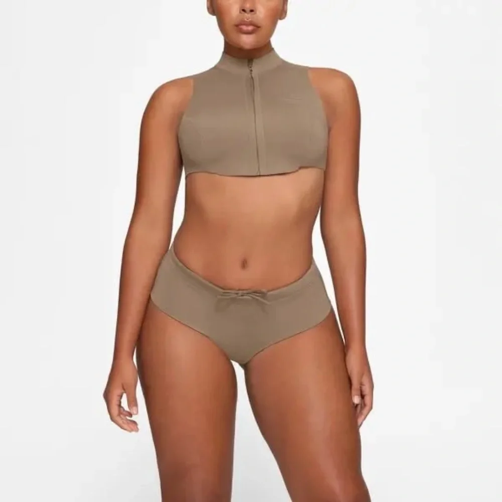SKIMS Sport Swim Cheeky Bottom | Desert‎